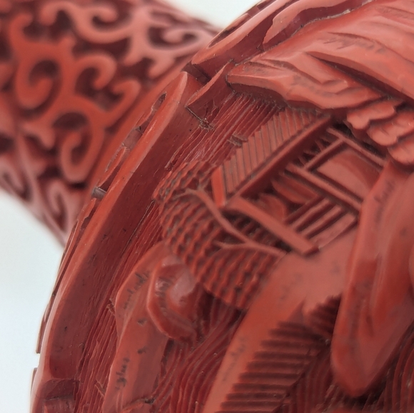 Vintage/Estate Red Carved Chinese Cinnabar Vase With Brass and Blue Enamel - Picture 13 of 17